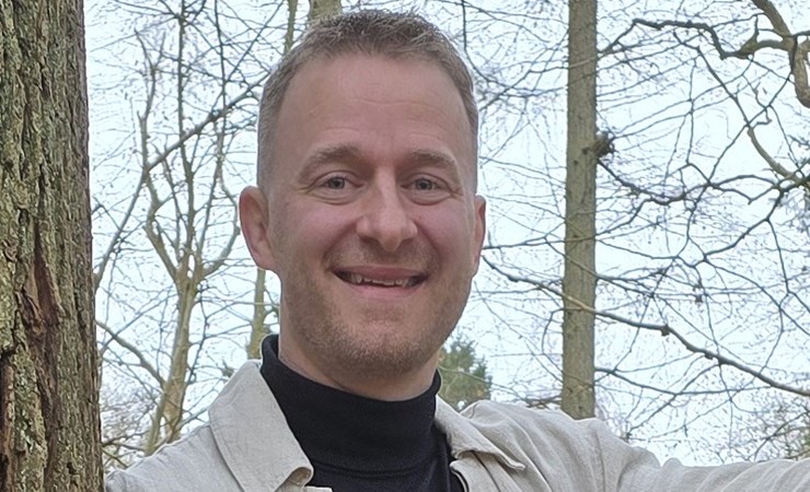 Miki Dam Larsen